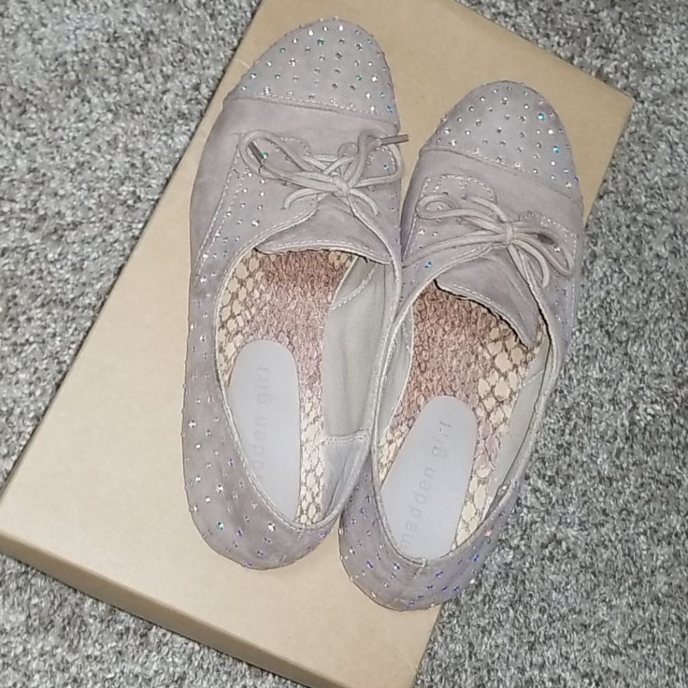 Madden Girl JULISSA Rhinestone Laced Oxford